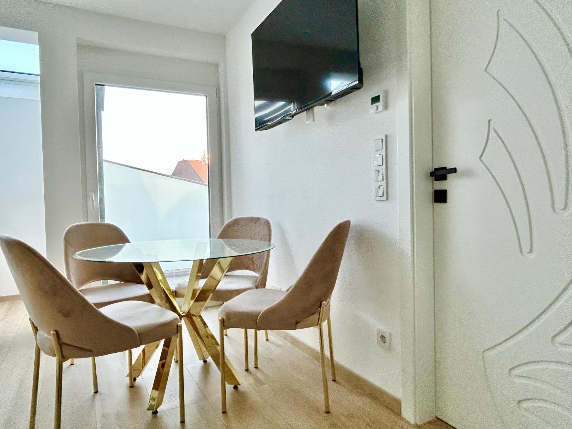 Asp Modern Apartments With Balcony & Free Parking เวียนนา ภายนอก รูปภาพ